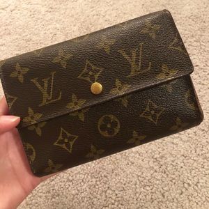 Authentic LV wallet